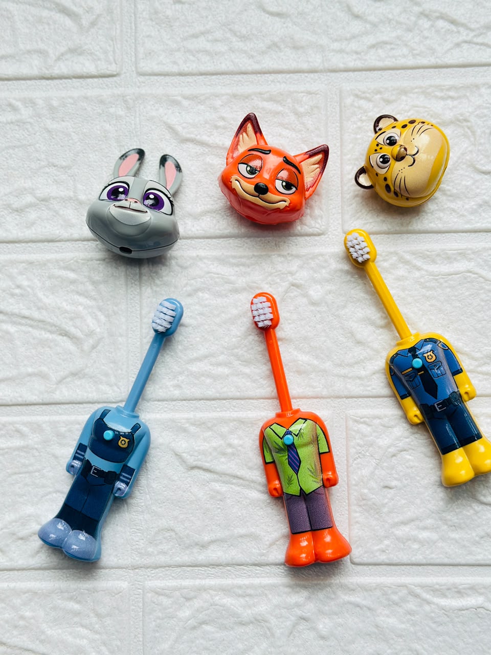 Zootopia tooth brush