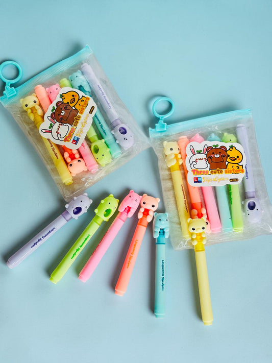 Miso station Three Cute Sisters pastel highlighter set with 3D animal caps and a reusable zipper storage pouch.