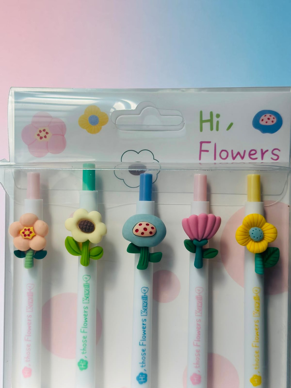Miso station Hi Flowers gel pen set featuring five white pens with 3D silicone floral toppers and 0.5mm tips.