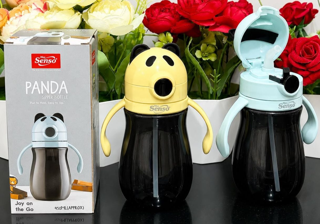 Miso station Senso panda-themed 450ml children's sipper bottles with ergonomic handles and flip-top straw lids